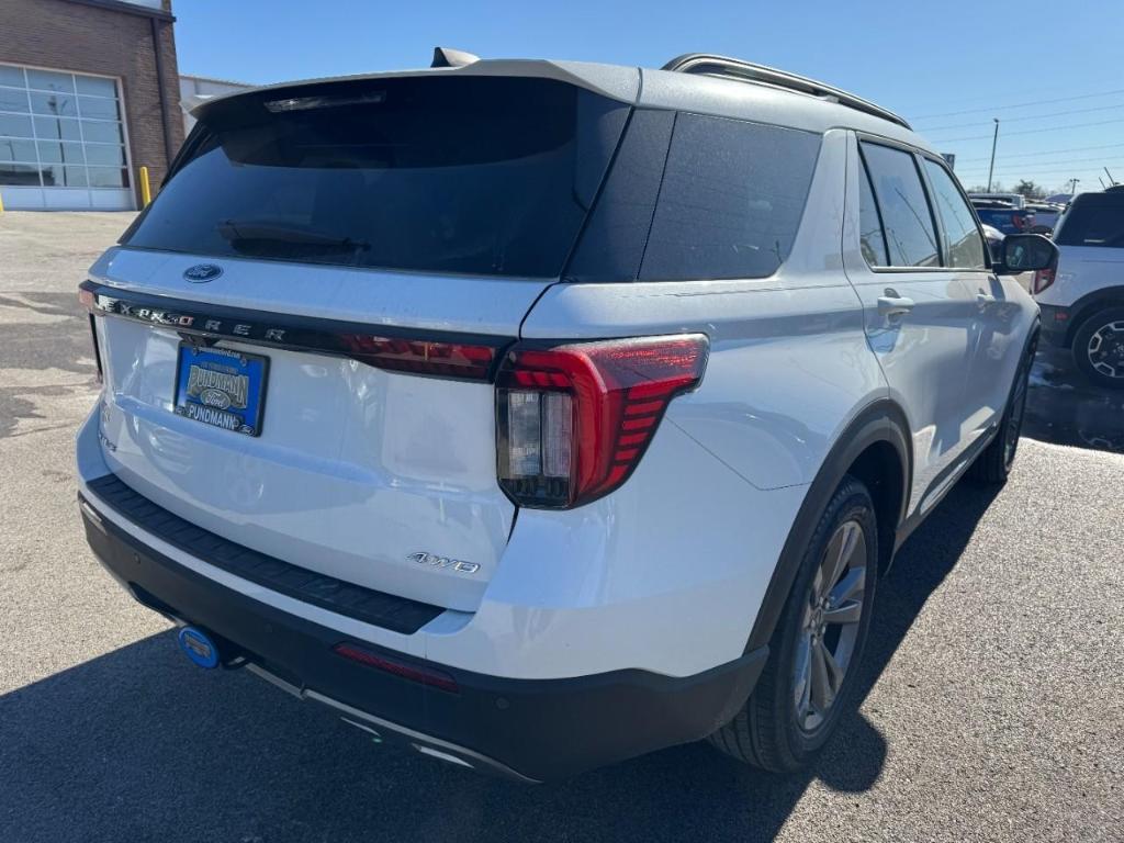 new 2025 Ford Explorer car, priced at $46,695