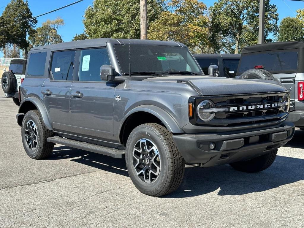 new 2024 Ford Bronco car, priced at $51,195