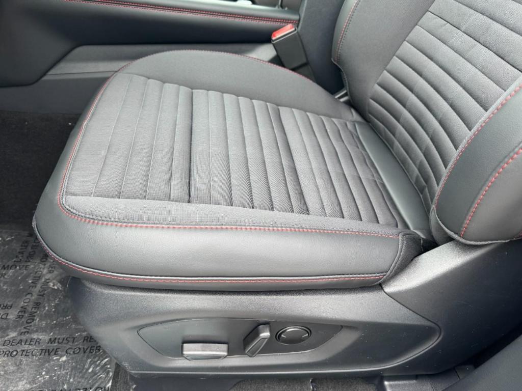 new 2025 Ford Explorer car, priced at $49,491
