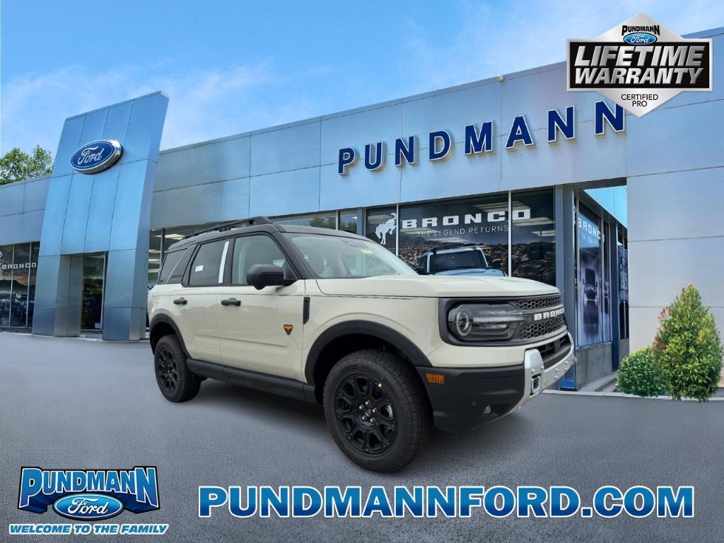 new 2025 Ford Bronco Sport car, priced at $43,595