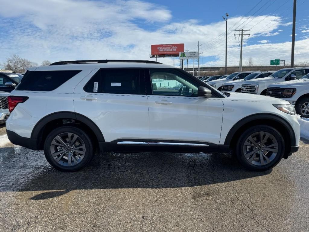 new 2025 Ford Explorer car, priced at $44,900