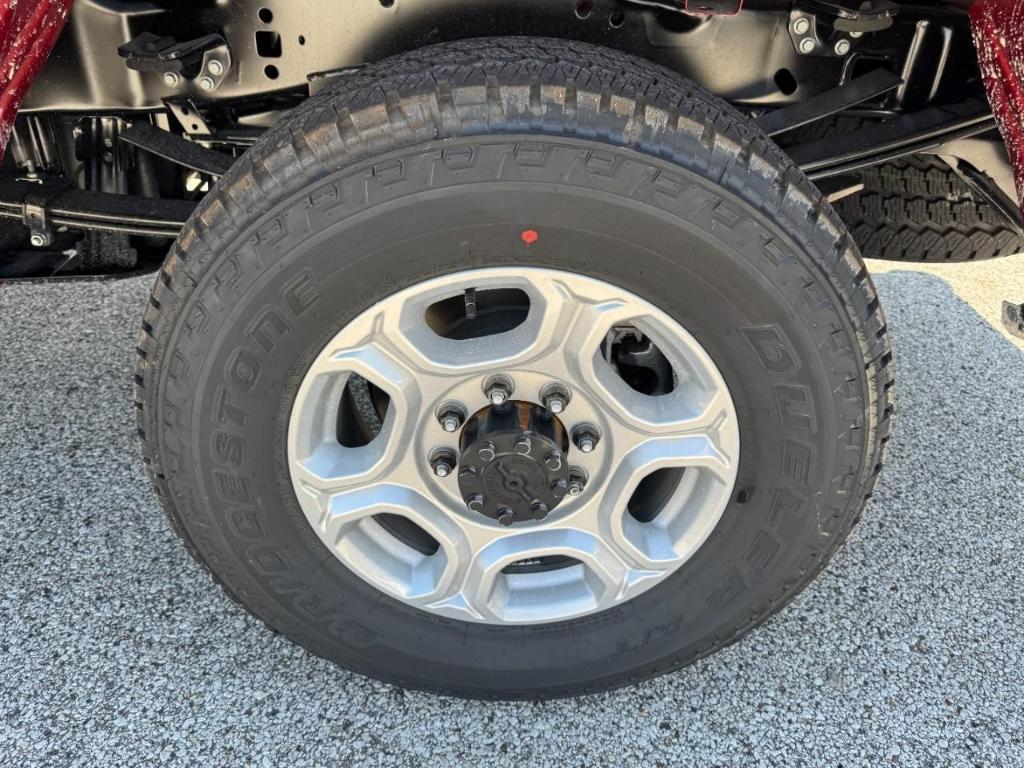 new 2025 Ford F-250 car, priced at $58,625