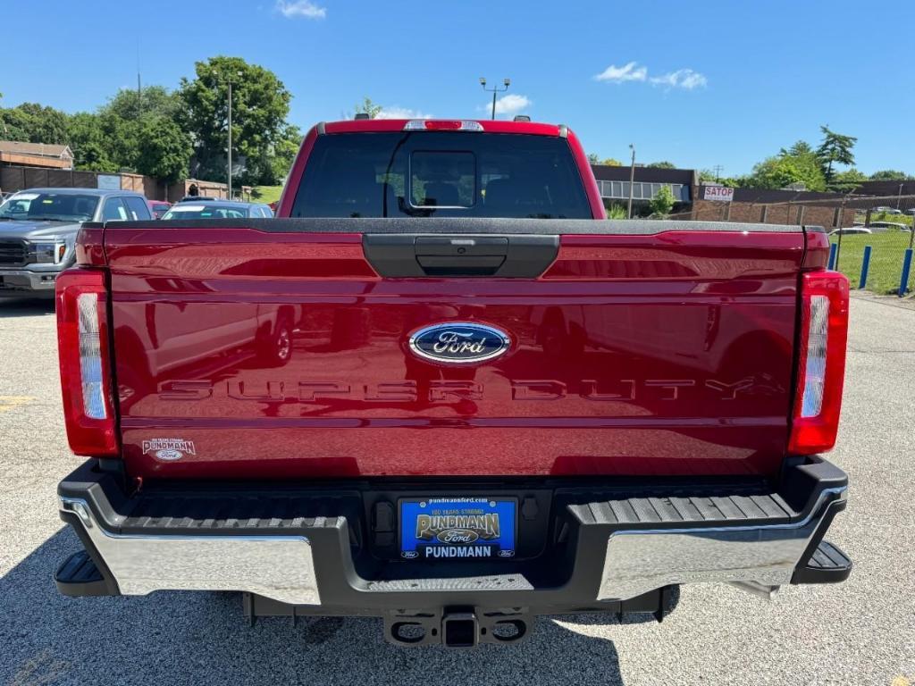 new 2025 Ford F-250 car, priced at $58,625