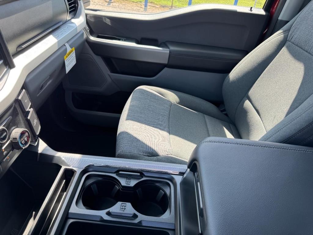 new 2025 Ford F-250 car, priced at $58,625