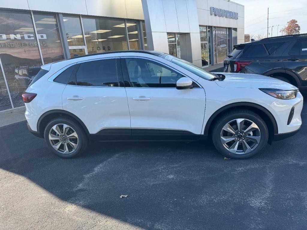 new 2025 Ford Escape car, priced at $39,695