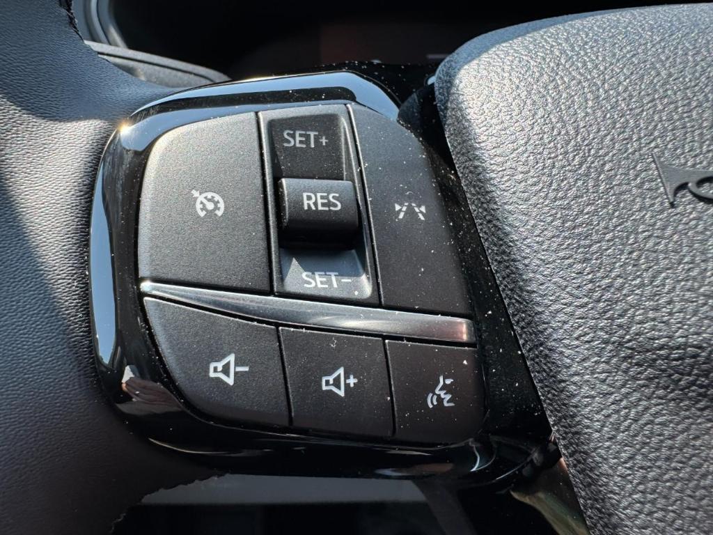 new 2025 Ford Escape car, priced at $30,485