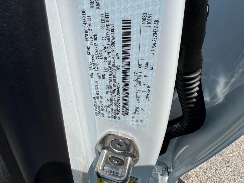 new 2025 Ford Escape car, priced at $30,485
