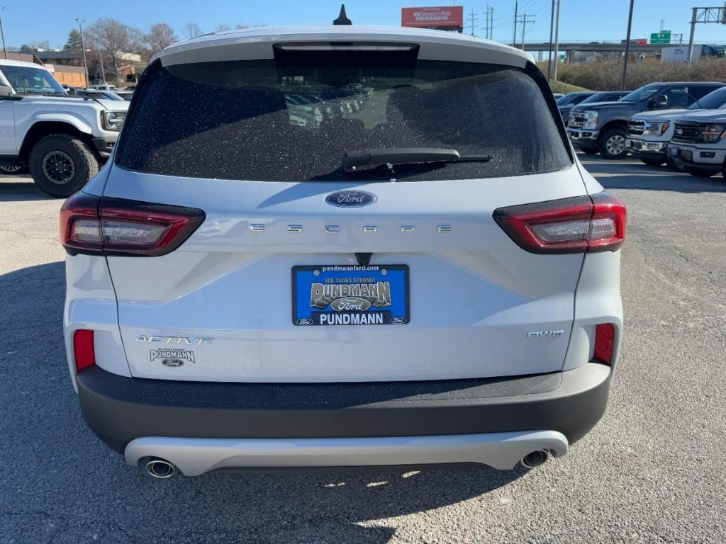 new 2025 Ford Escape car, priced at $30,385