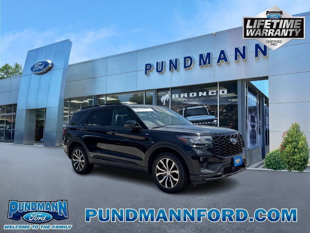 new 2025 Ford Explorer car, priced at $46,664