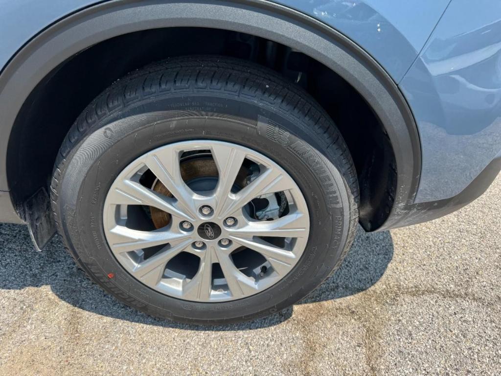 new 2025 Ford Escape car, priced at $30,485