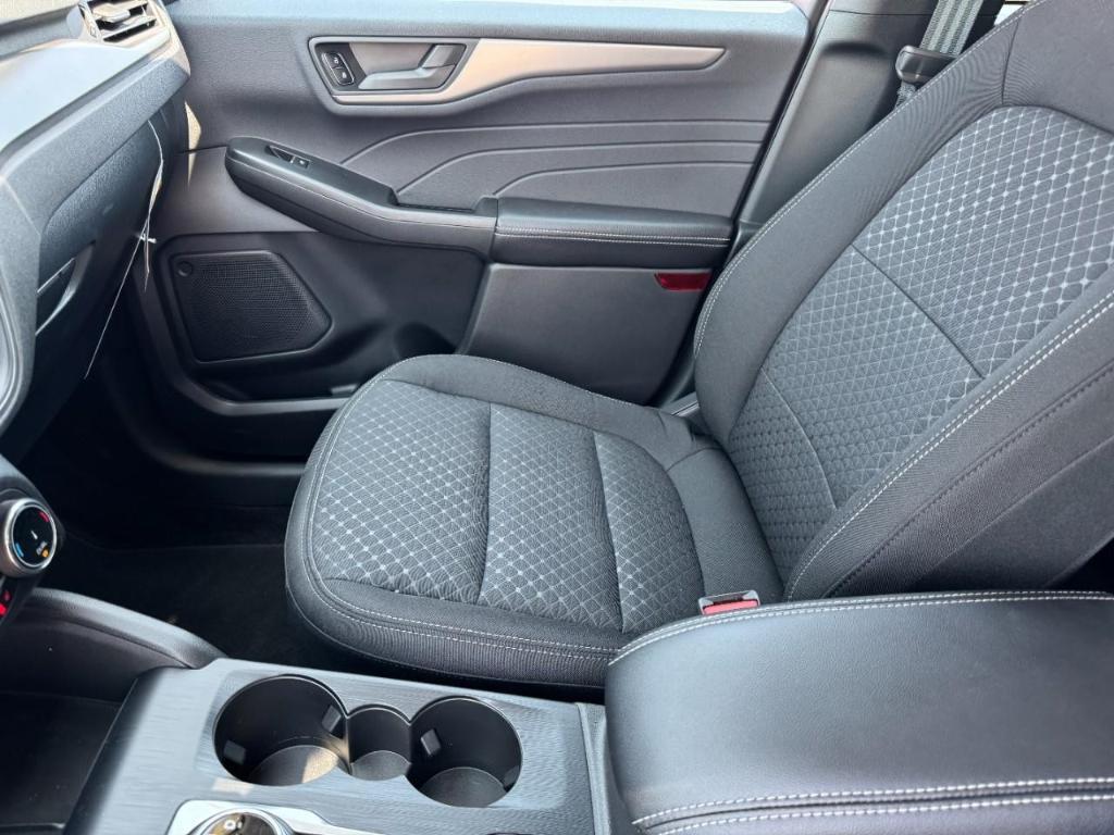 new 2025 Ford Escape car, priced at $30,485