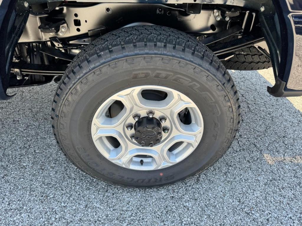 new 2025 Ford F-250 car, priced at $58,174