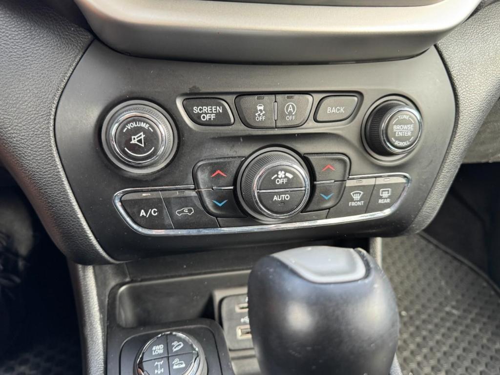 used 2017 Jeep Cherokee car, priced at $9,990