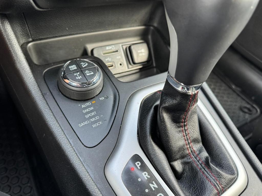 used 2017 Jeep Cherokee car, priced at $9,990