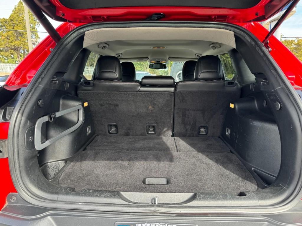 used 2017 Jeep Cherokee car, priced at $9,990