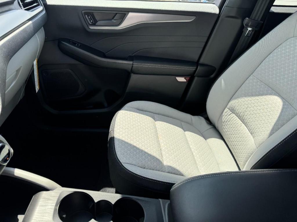 new 2025 Ford Escape car, priced at $30,485