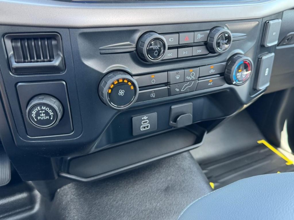 new 2025 Ford F-150 car, priced at $38,865