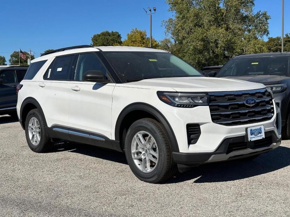 new 2025 Ford Explorer car, priced at $40,645