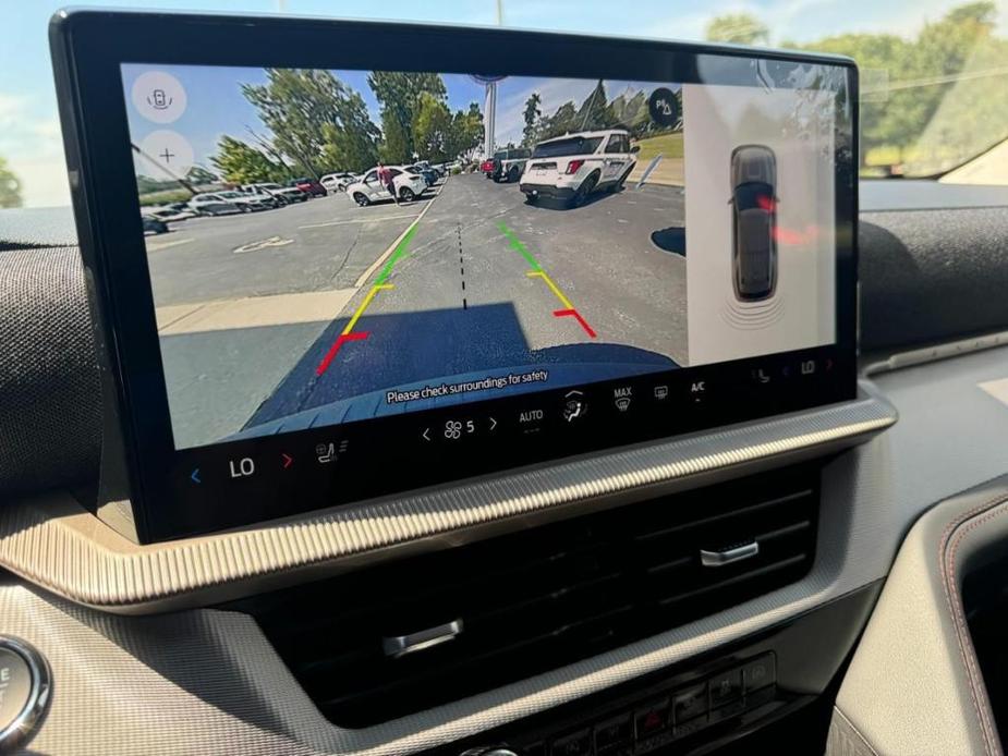 new 2025 Ford Explorer car, priced at $44,605