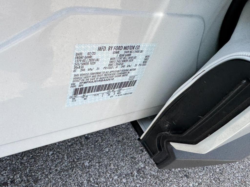 used 2024 Ford Edge car, priced at $39,990