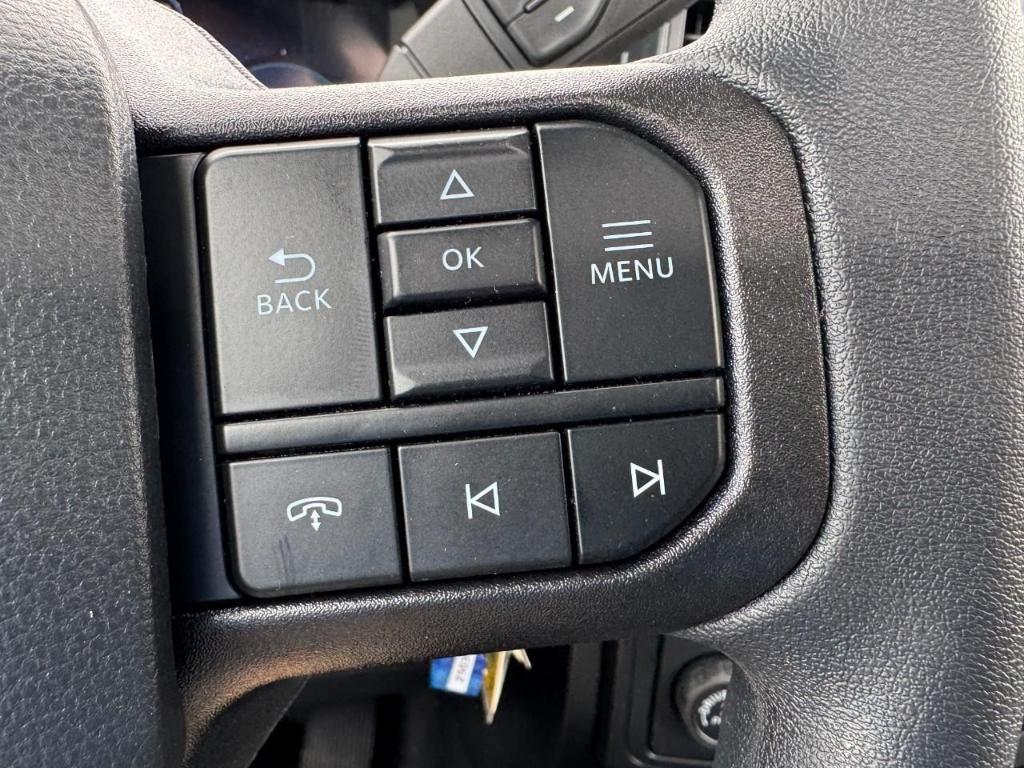 new 2025 Ford F-150 car, priced at $39,915