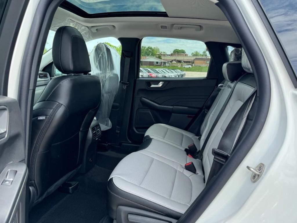 new 2025 Ford Escape car, priced at $40,195