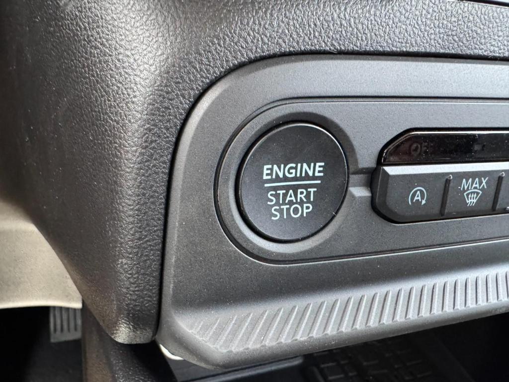 new 2025 Ford Bronco Sport car, priced at $31,416