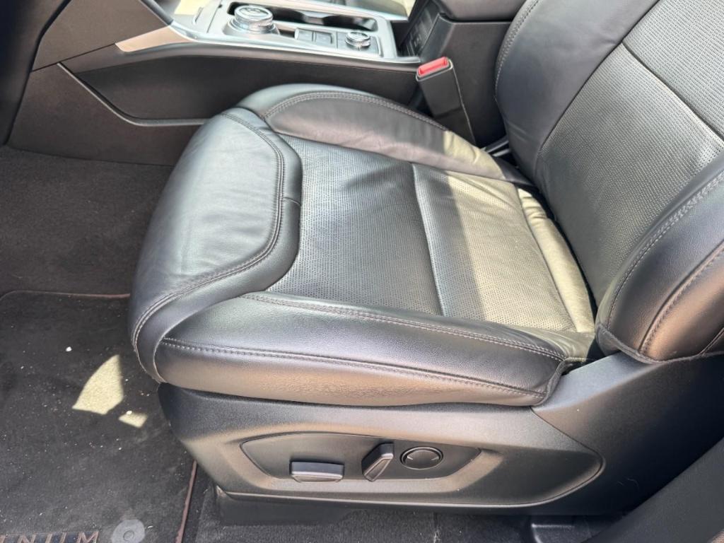 used 2023 Ford Explorer car, priced at $44,950
