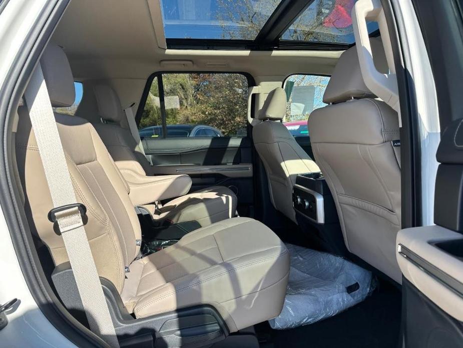 new 2024 Ford Expedition car, priced at $64,090