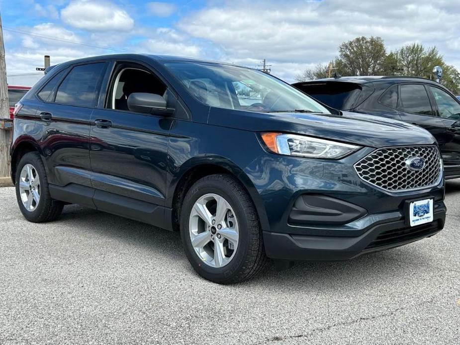 new 2024 Ford Edge car, priced at $30,555