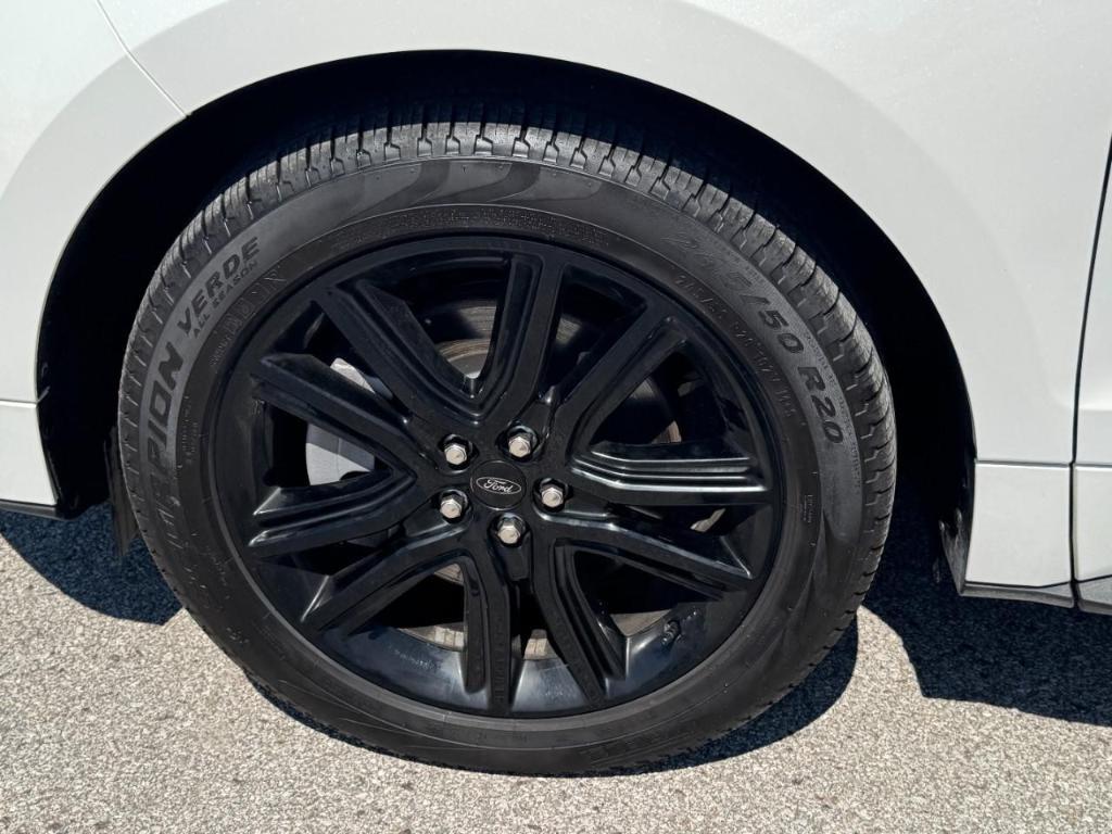 used 2024 Ford Edge car, priced at $38,990