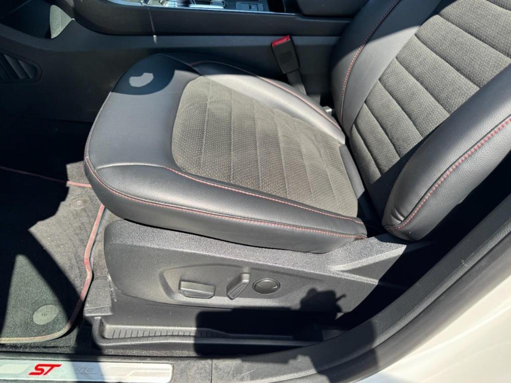 used 2024 Ford Edge car, priced at $38,990