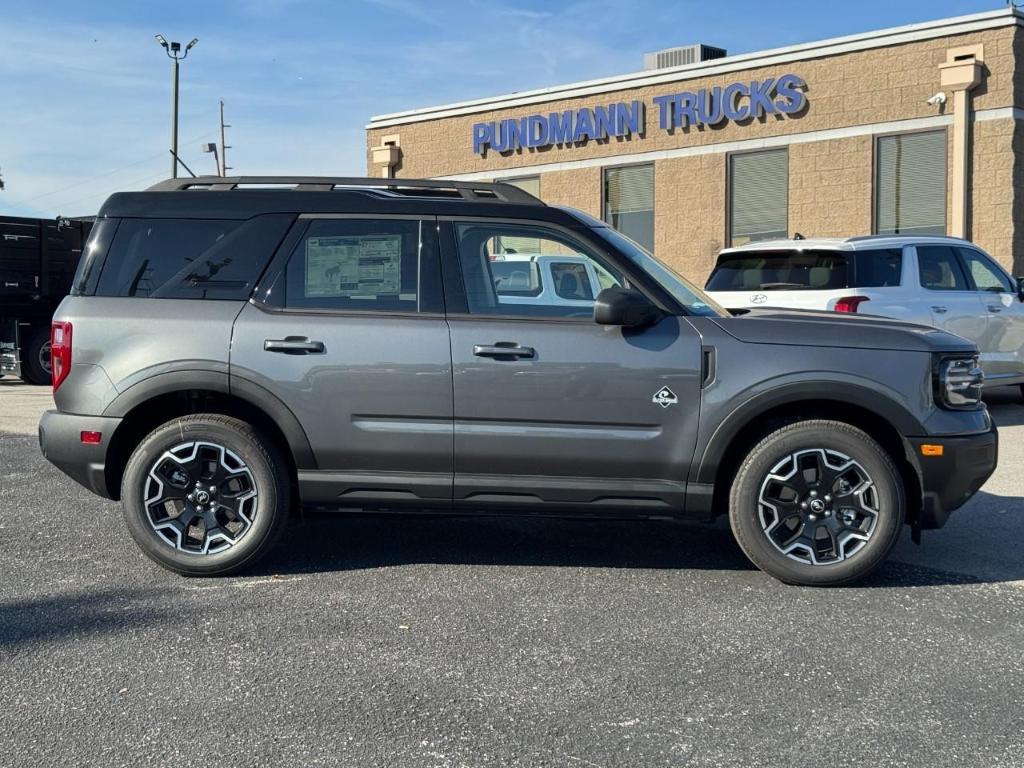 new 2025 Ford Bronco Sport car, priced at $33,900