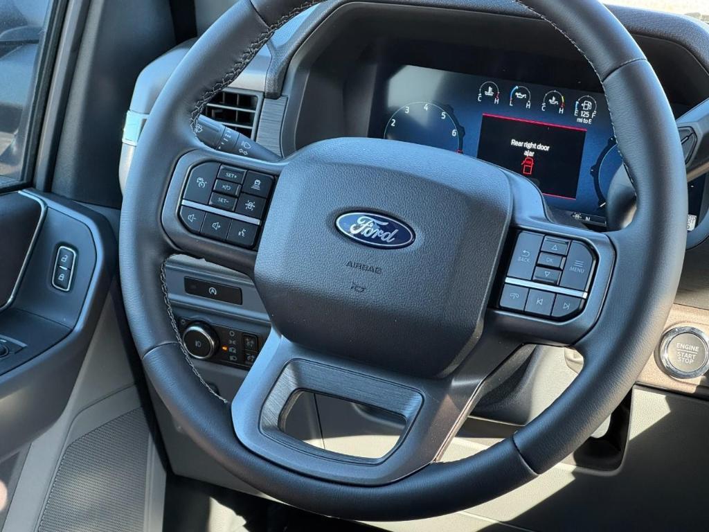 new 2025 Ford F-150 car, priced at $59,662