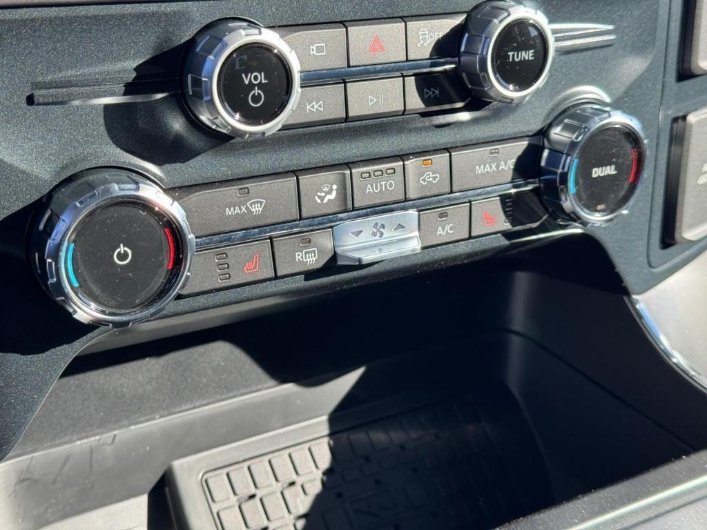 new 2025 Ford F-150 car, priced at $59,662