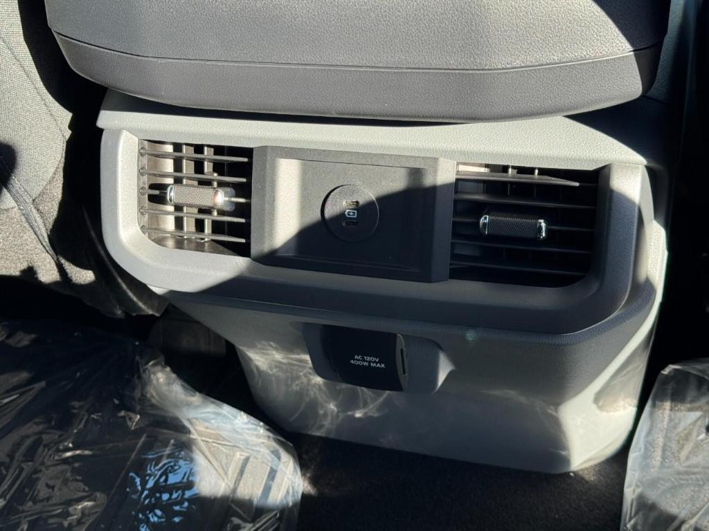 new 2025 Ford F-150 car, priced at $59,662