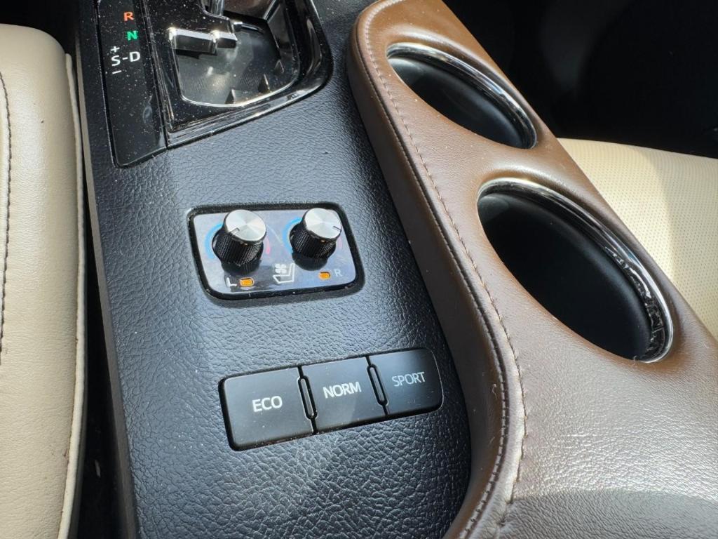 used 2013 Toyota Avalon car, priced at $18,800