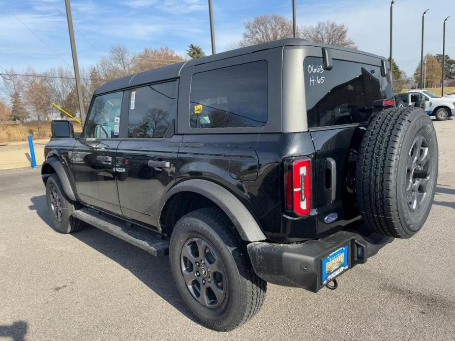 new 2024 Ford Bronco car, priced at $43,025