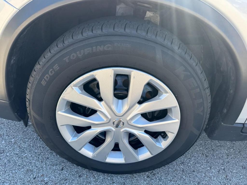 used 2020 Nissan Rogue car, priced at $15,138