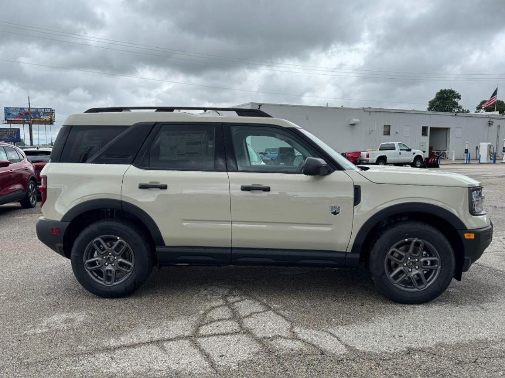 new 2025 Ford Bronco Sport car, priced at $33,875