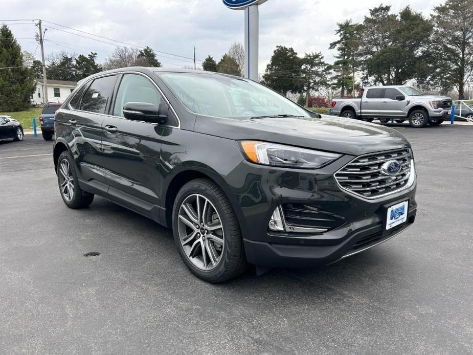 new 2024 Ford Edge car, priced at $38,055