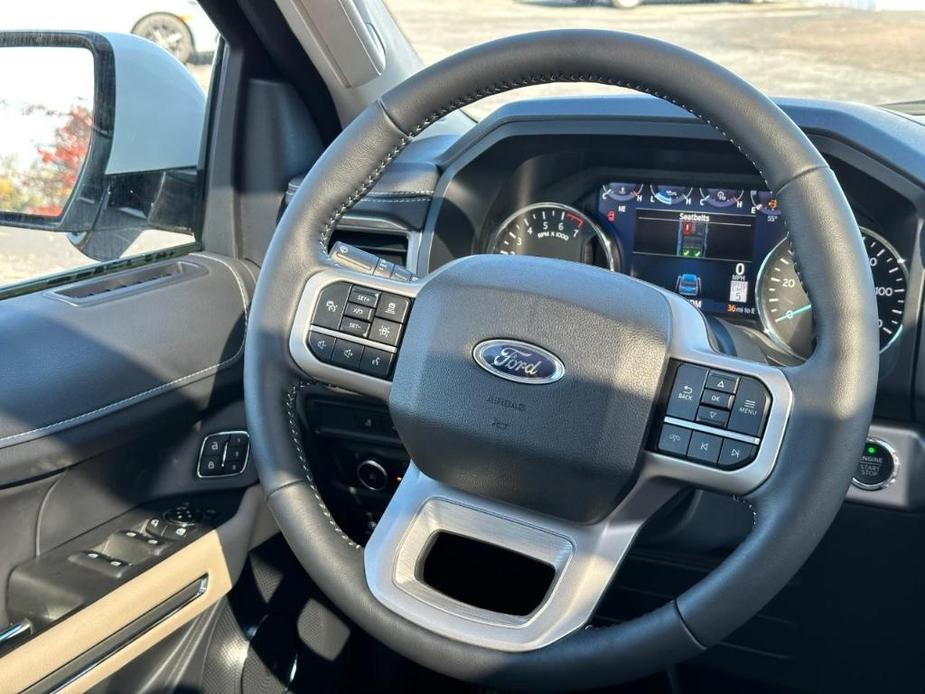 new 2024 Ford Expedition Max car, priced at $69,090