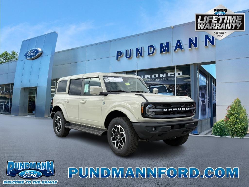 new 2025 Ford Bronco car, priced at $52,882