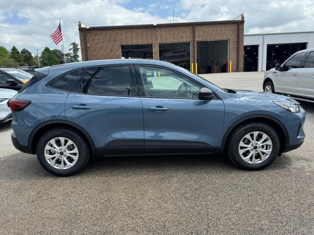 new 2025 Ford Escape car, priced at $29,875