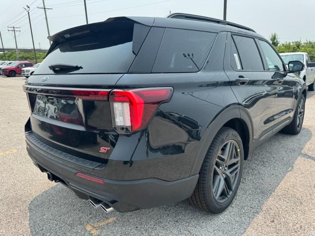 new 2025 Ford Explorer car, priced at $58,730