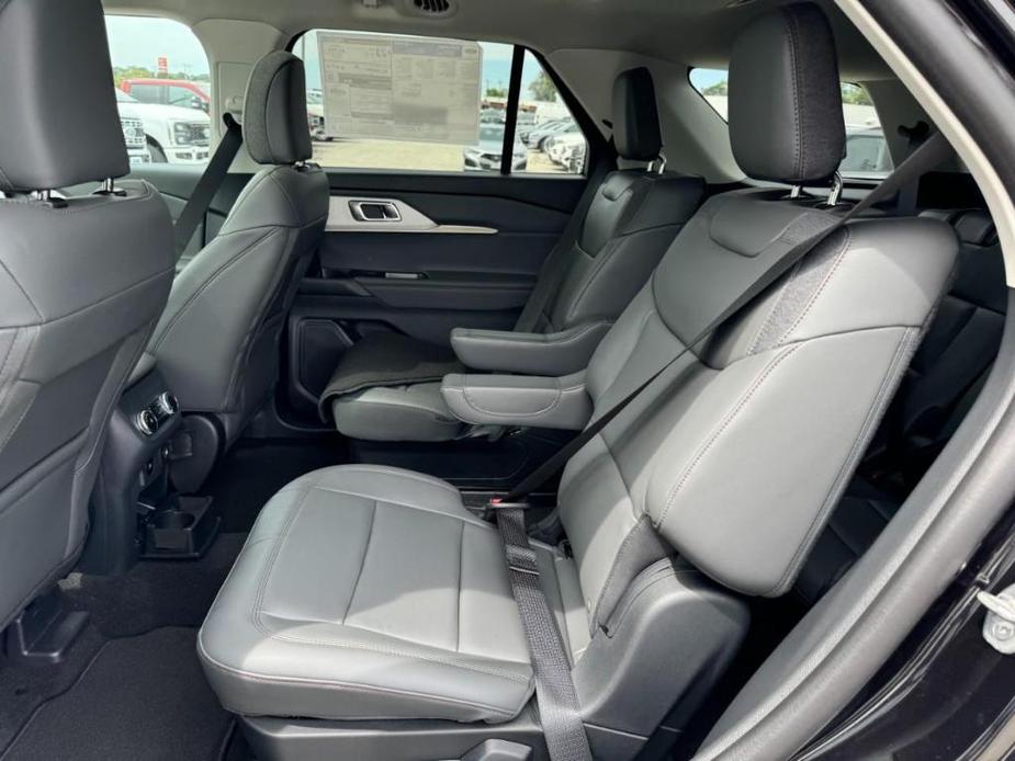 new 2025 Ford Explorer car, priced at $46,300