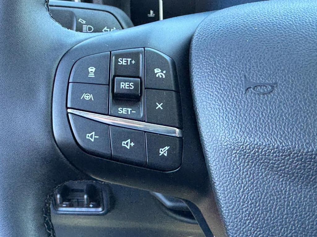 new 2025 Ford Maverick car, priced at $40,032