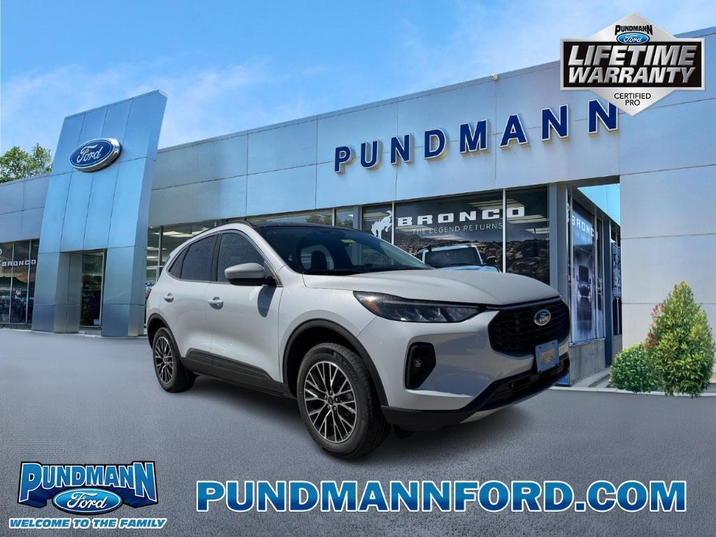 new 2025 Ford Escape car, priced at $35,123