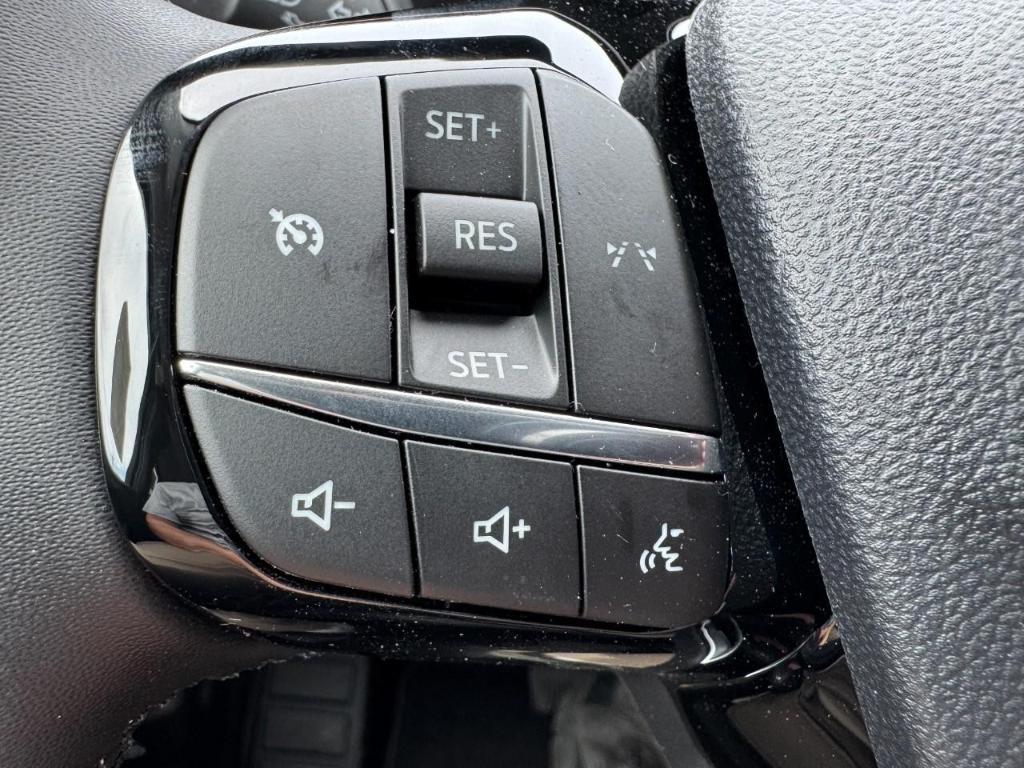 new 2025 Ford Escape car, priced at $29,875
