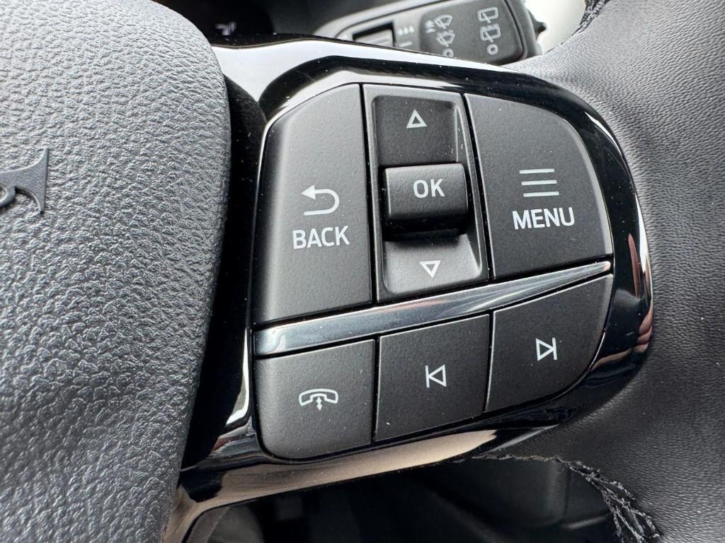 new 2025 Ford Escape car, priced at $29,875